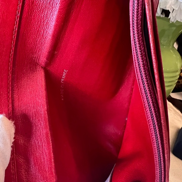 CHANEL Rare Deep Red Patent Leather w/ Silver CC Logo Bifold Organizer Wallet - Picture 2 of 10